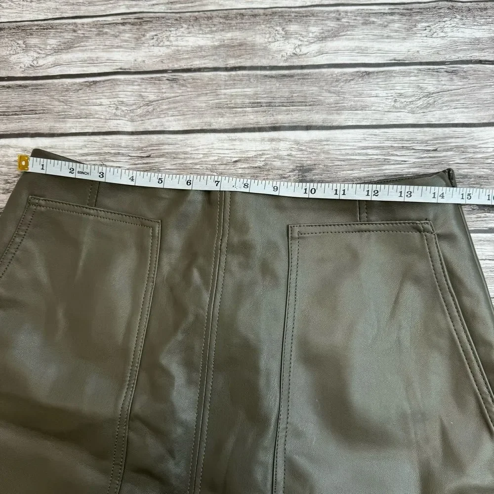 Women's H&M Faux Leather Mini Skirt Olive Green Size 8 Pencil Workwear